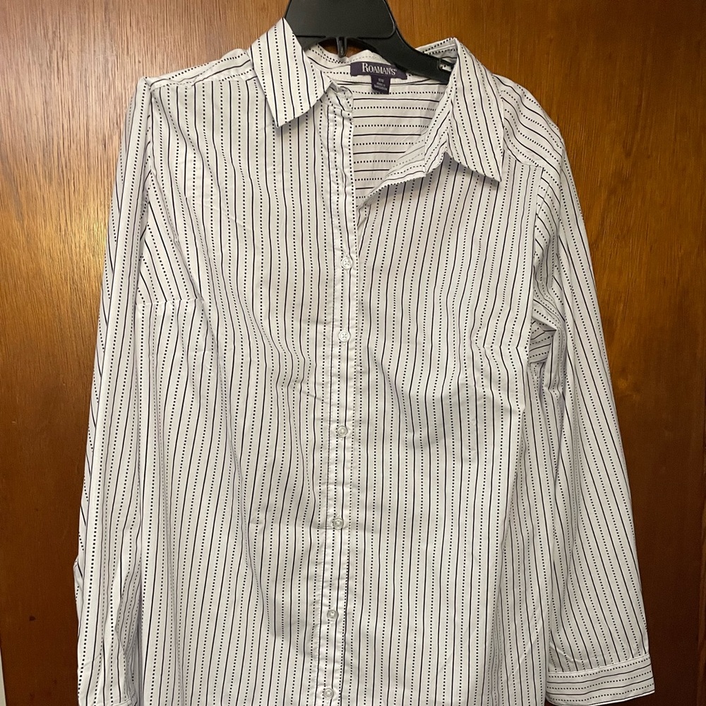 Black and white pin stripe big shirt